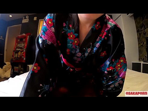 ❤️ A moza cosplay encántalle o sexo ata o orgasmo con chorros nunha jinete e unha mamada. Moza asiática con coño peludo e fermosas tetas con traxe tradicional xaponés nun vídeo afeccionado que mostra a masturbación con xoguetes de merda. Sakura 3 OSAKAPORN. ❤❌  Sexo en nós ❌