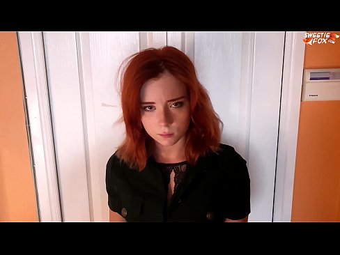 ❤️ O garda de seguridade castigou a unha muller bonita por roubo en tenda - Cum Na Boca ❤❌ Sexo en nós ❌